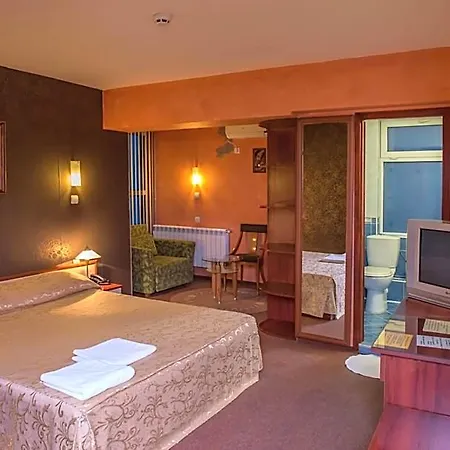 Hotel Kapri 3*