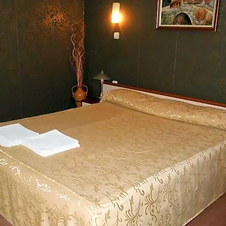 Hotel Kapri 3*
