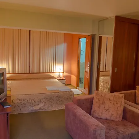 Kapri Hotel 3*
